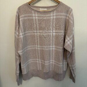 NWOT Beautiful, never worn, cream and white sweater